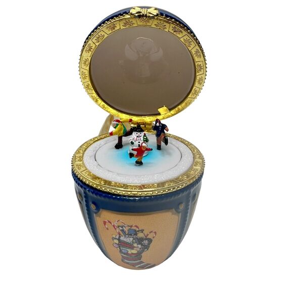 Imperial Nutcracker Porcelain Christmas Egg Gold Label Music Box Ornament WORKS - Picture 1 of 15